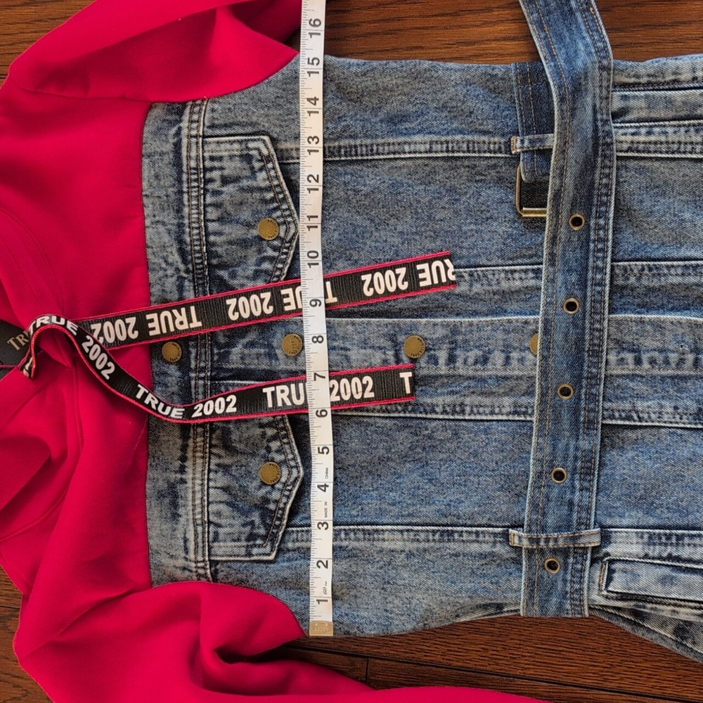 True Religion - NWT Vintage Denim Dress with Red Hoodie - Picture 11 of 15